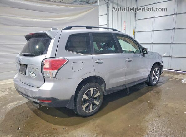 JF2SJARC7JH402093 2018 SUBARU FORESTER Silver Задня права чверть