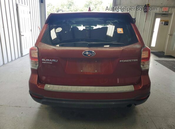JF2SJARC7JH540698 2018 SUBARU FORESTER Burgundy Rear view