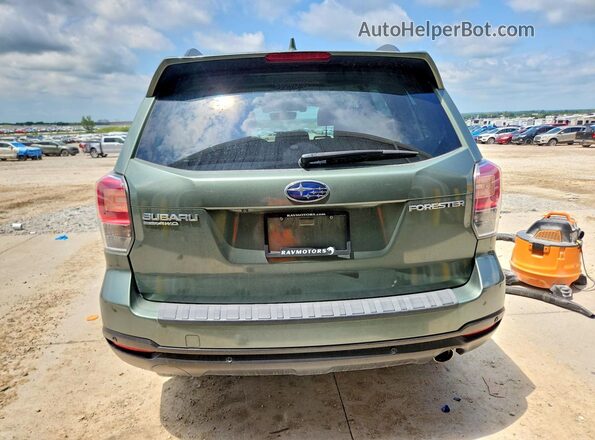 JF2SJARC8JH568008 2018 SUBARU FORESTER Зеленый Вид сзади