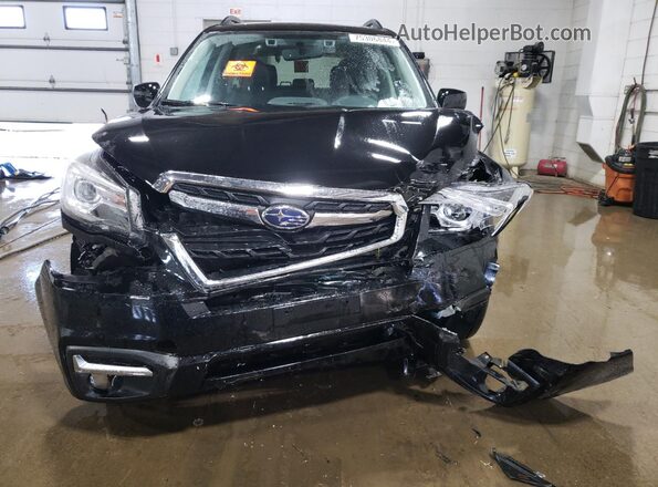 JF2SJARC9HH553267 2017 SUBARU FORESTER Черный Вид спереди