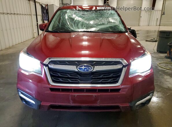 JF2SJARC9HH561207 2017 SUBARU FORESTER Красный Вид спереди