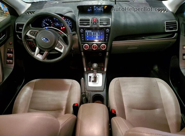 JF2SJARC9HH561207 2017 SUBARU FORESTER Красный Вид панели приборов