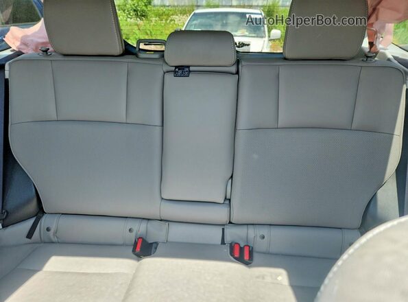 JF2SJARC9JH592141 2018 SUBARU FORESTER Blue Vista de los asientos traseros