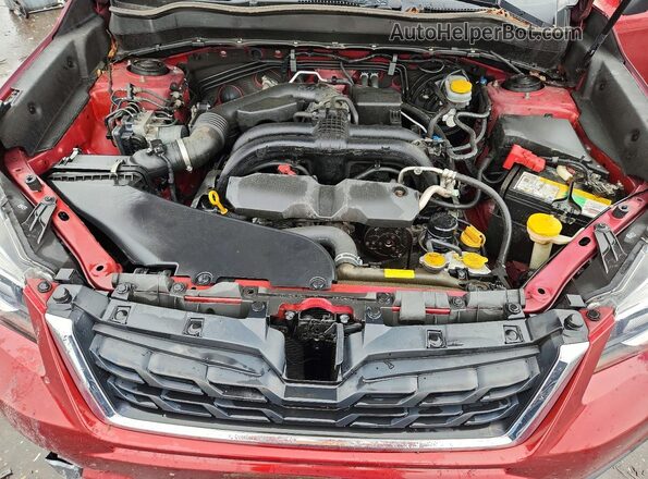 JF2SJARCXHH567906 2017 SUBARU FORESTER Red Widok komory silnika