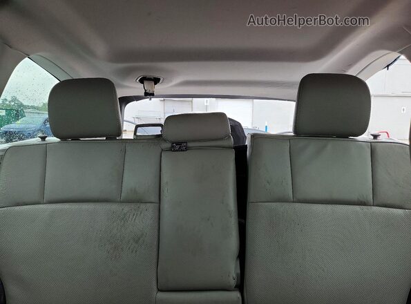 JF2SJARCXHH567906 2017 SUBARU FORESTER Red Widok tylnych siedzeń