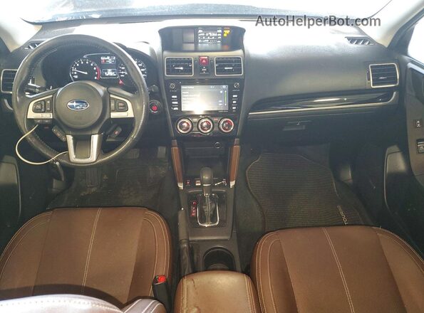 JF2SJATCXHH428416 2017 SUBARU FORESTER Tan Vista del salpicadero