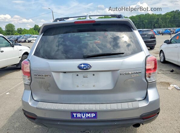 JF2SJAWC4HH804216 2017 SUBARU FORESTER Silver Հետևի տեսք