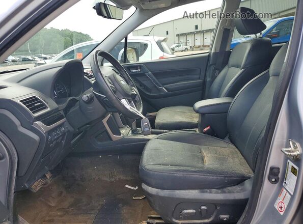 JF2SJAWC4HH804216 2017 SUBARU FORESTER Silver Սալոնի դիմացի տեսք
