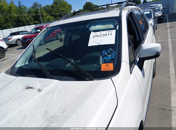 JF2SJAWC5HH574198 2017 SUBARU FORESTER White 360 interior view