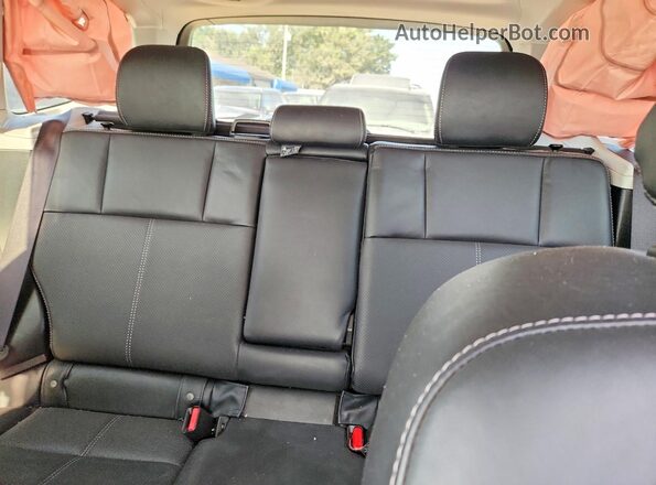 JF2SJAWC6HH455950 2017 SUBARU FORESTER Silver Հետևի նստատեղերի տեսք