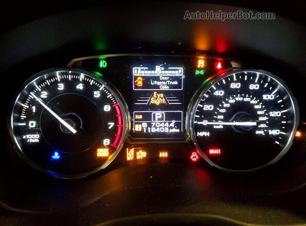 JF2SJAWC6JH427832 2018 SUBARU FORESTER Черный Вид щитка приборов