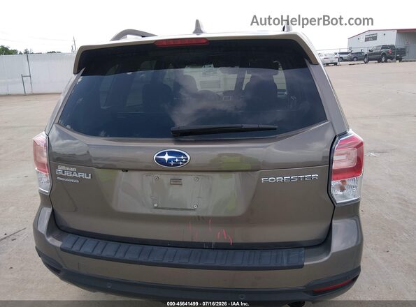 JF2SJAWC6JH464637 2018 SUBARU FORESTER Tan 