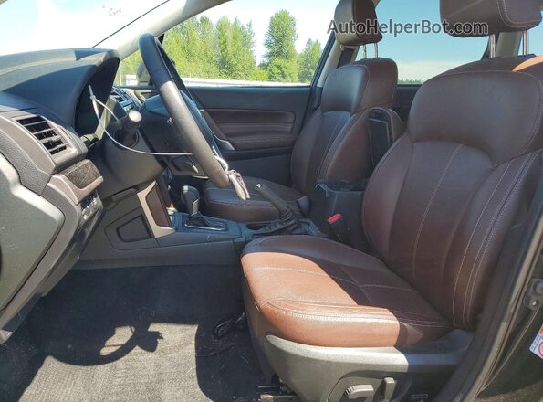 JF2SJAWC7JH459589 2018 SUBARU FORESTER Черный Вид салона спереди