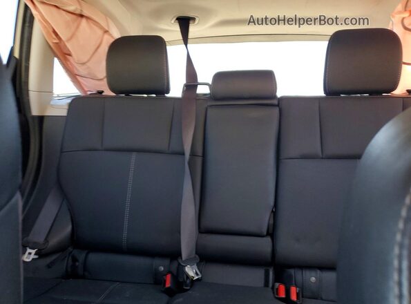 JF2SJAWC7JH533531 2018 SUBARU FORESTER Gray Rear seats view