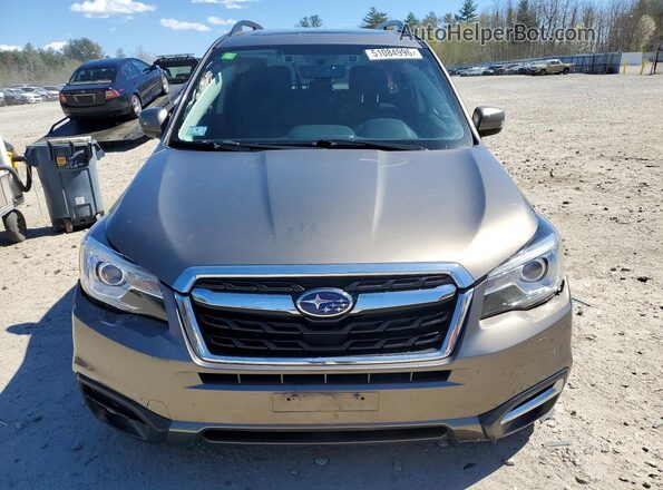 JF2SJAWC7JH533531 2018 SUBARU FORESTER Gray Front view
