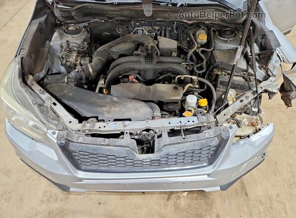 JF2SJAWC8HH591089 2017 SUBARU FORESTER Silver Vista del compartimento del motor