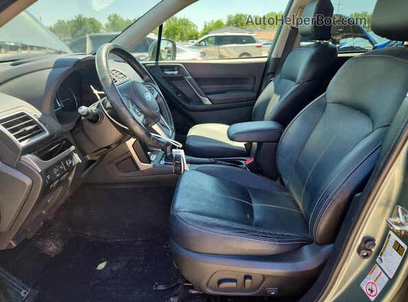 JF2SJAWC8JH531755 2018 SUBARU FORESTER Green Widok wnętrza z przodu