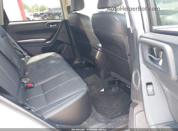 JF2SJAWC9HH558702 2017 SUBARU FORESTER White VIN კოდის სტიკერის ხედი