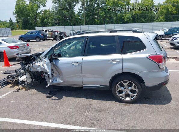 JF2SJAWC9HH558702 2017 SUBARU FORESTER White 