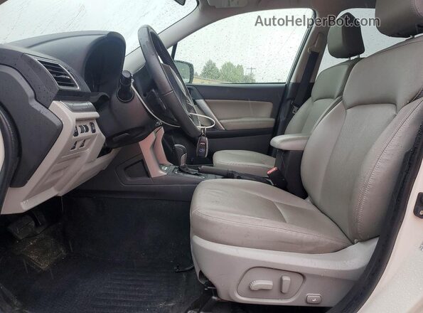 JF2SJAXC5GH472445 2016 SUBARU ASCENT White წინა სალონის ხედი