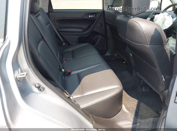 JF2SJAXC9GH431512 2016 SUBARU FORESTER Silver VIN კოდის სტიკერის ხედი