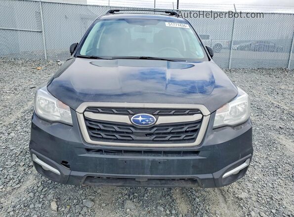 JF2SJEJC8JH559537 2018 SUBARU FORESTER Black Widok z przodu