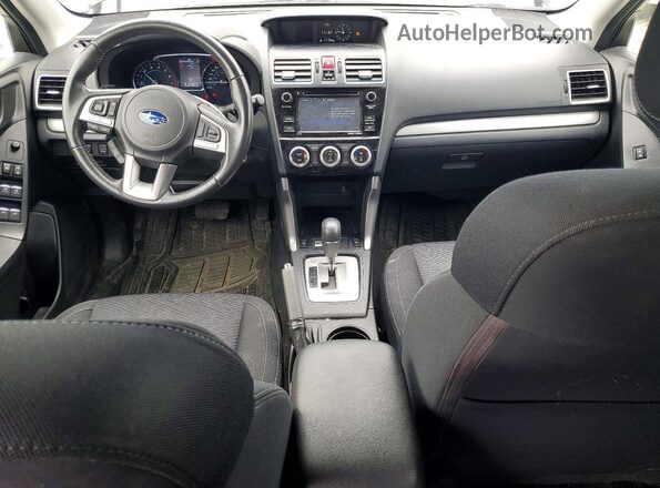JF2SJEJC8JH559537 2018 SUBARU FORESTER Black Widok deski rozdzielczej