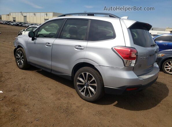JF2SJGEC2JH435575 2018 SUBARU FORESTER Silver Trasero izquierdo