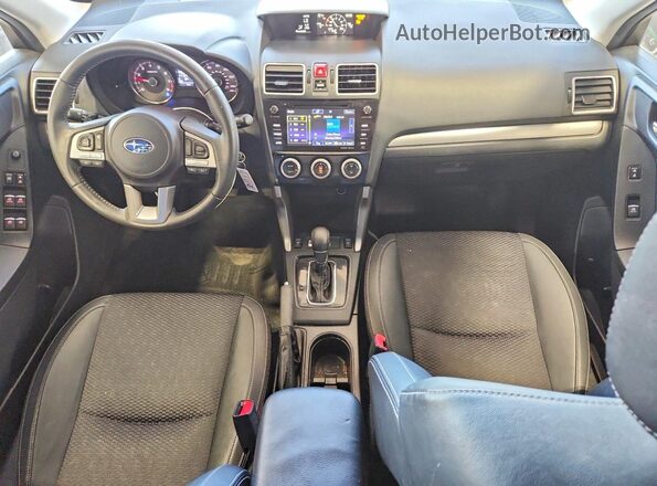 JF2SJGEC4HH550043 2017 SUBARU FORESTER White Вид панелі приладів