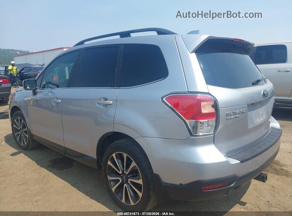 JF2SJGEC6JH528888 2018 SUBARU FORESTER Серебряный Панорамный вид салона 360°