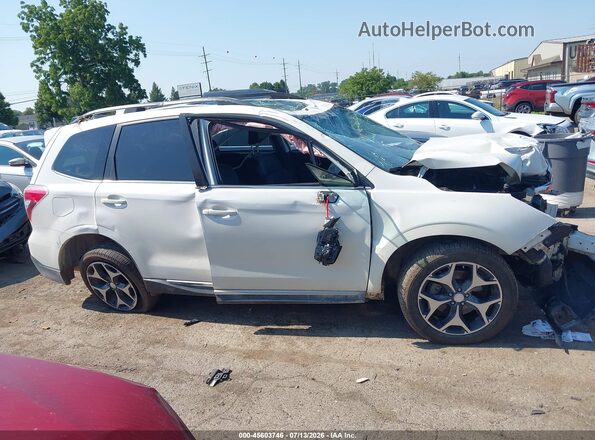 JF2SJGXC9GH504624 2016 SUBARU FORESTER White Rear interior view