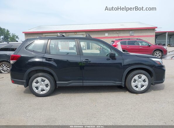 JF2SKAAC2MH550682 2021 SUBARU FORESTER Gray Սալոնի հետևի տեսք