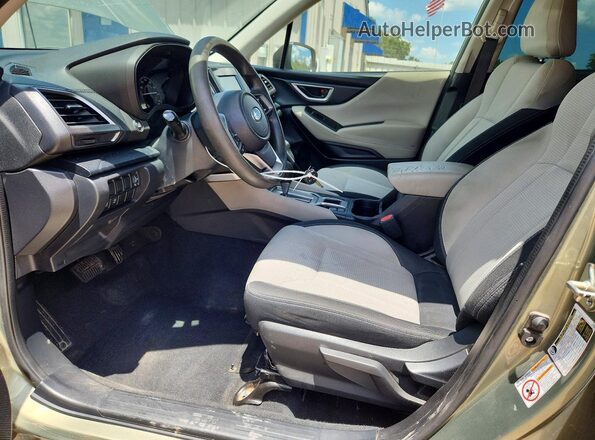 JF2SKAAC9KH521564 2019 SUBARU FORESTER Green Вид салону спереду