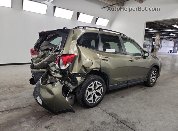 JF2SKACC4RH446165 2024 SUBARU FORESTER Green 
