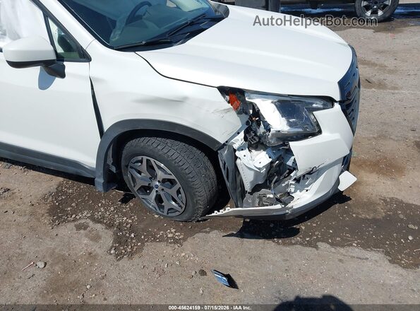 JF2SKACC5RH453609 2024 SUBARU FORESTER White Դիմացի տեսք