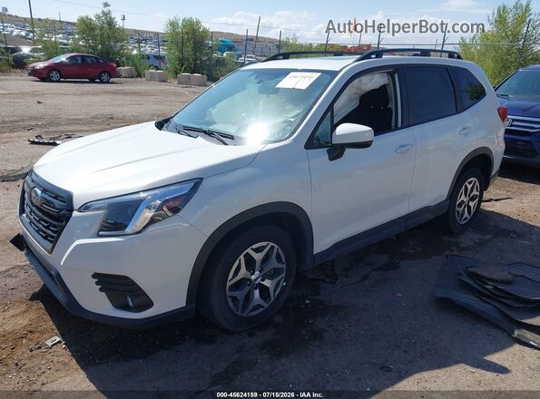 JF2SKACC5RH453609 2024 SUBARU FORESTER White Առջևի ձախ երեք քառորդ տեսարան
