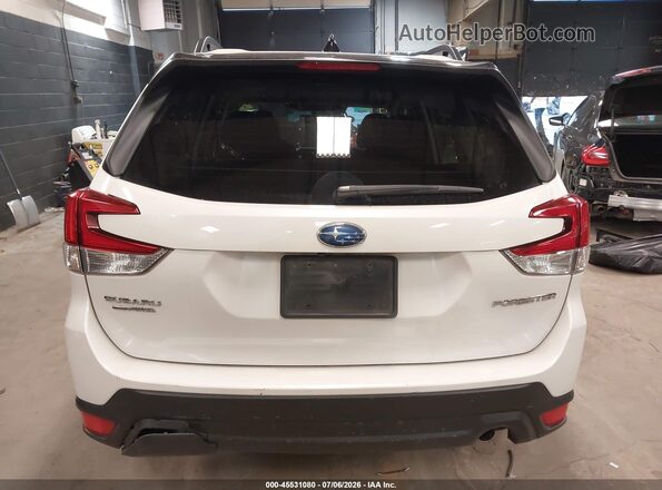 JF2SKADC1RH463424 2024 SUBARU FORESTER White 