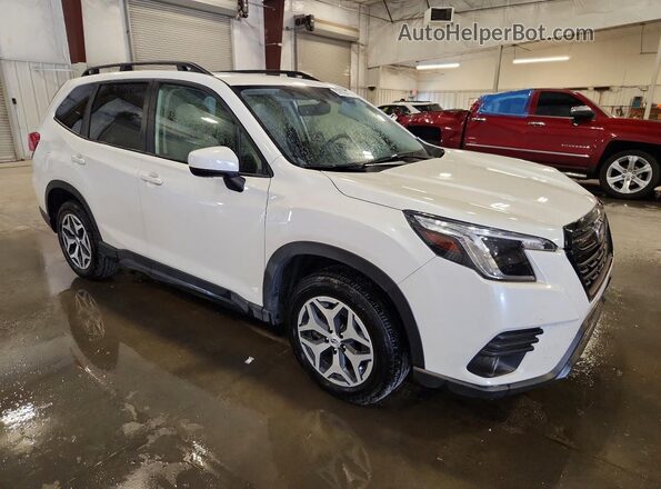 JF2SKADC1RH471121 2024 SUBARU FORESTER White წინა მარჯვენა