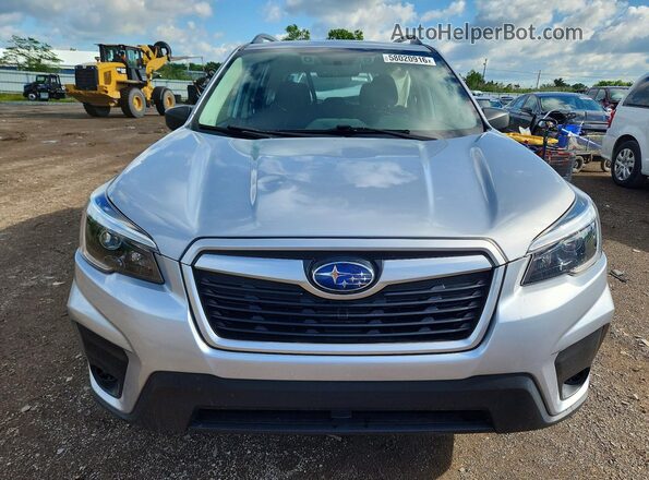 JF2SKADC3MH551156 2021 SUBARU FORESTER Silver Вид спереду