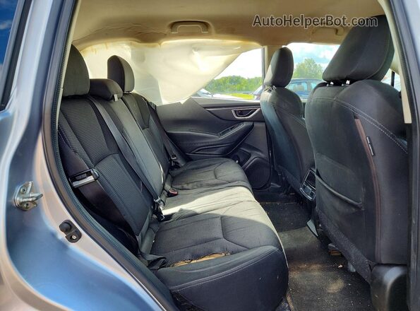 JF2SKADC3MH551156 2021 SUBARU FORESTER Silver Вид задньої частини салону