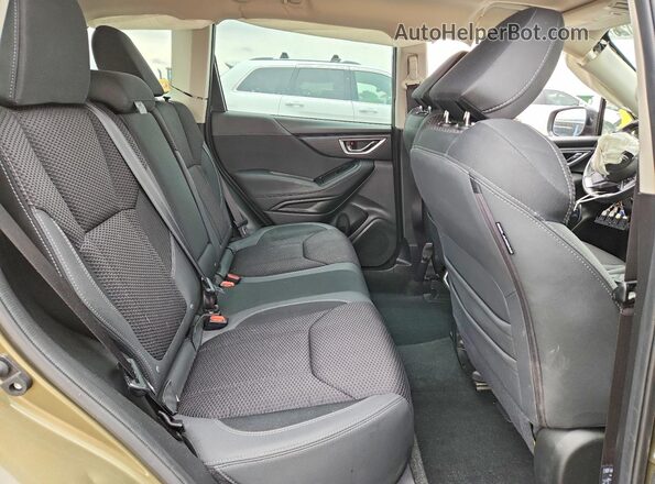 JF2SKADC3RH428819 2024 SUBARU FORESTER Green Вид задньої частини салону