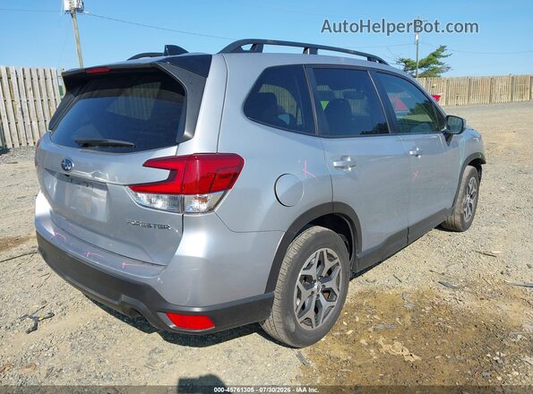 JF2SKADC4RH506962 2024 SUBARU FORESTER Silver Trasero derecho