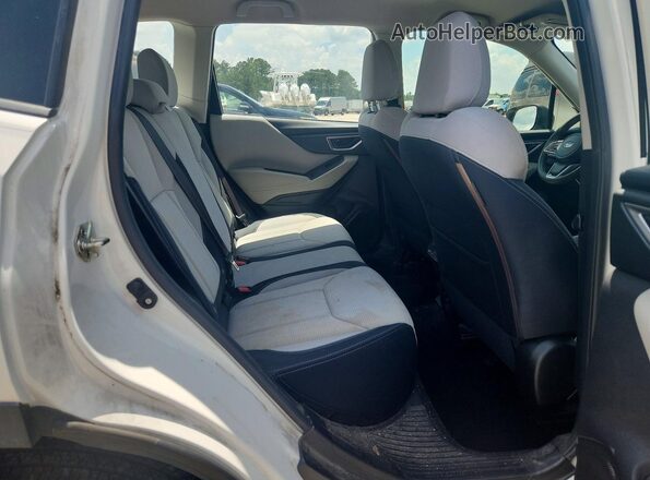 JF2SKADC6LH484745 2020 SUBARU FORESTER White Rear interior view