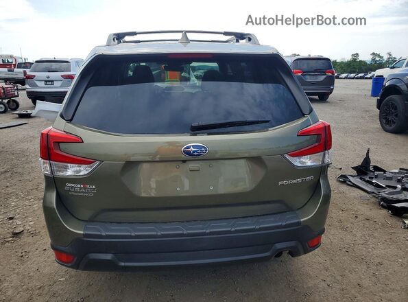 JF2SKADC7NH450686 2022 SUBARU FORESTER Green უკანა ხედი