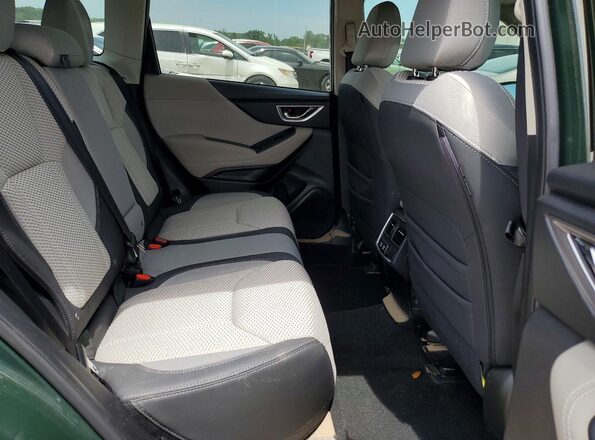 JF2SKADC7RH473147 2024 SUBARU FORESTER Green უკანა სალონის ხედი