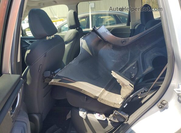 JF2SKADC7RH496668 2024 SUBARU FORESTER Silver Vista interior trasera