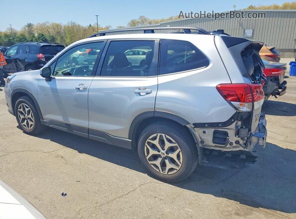 JF2SKADC7RH496668 2024 SUBARU FORESTER Silver Trasero izquierdo