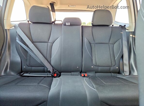 JF2SKADC9MH420233 2021 SUBARU FORESTER Silver Widok tylnych siedzeń