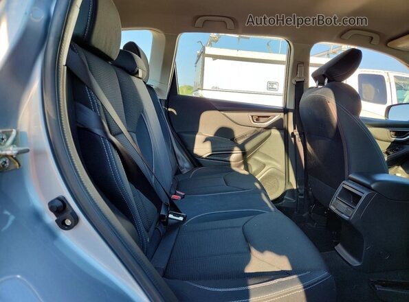 JF2SKADC9MH420233 2021 SUBARU FORESTER Silver Widok wnętrza z tyłu