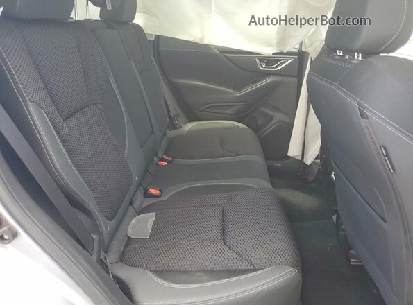 JF2SKAEC2KH525093 2019 SUBARU FORESTER Silver Widok wnętrza z tyłu